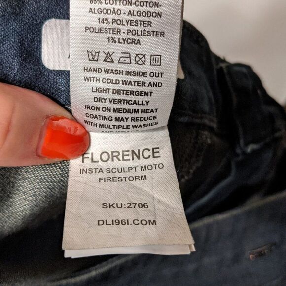 Dl1961 | Florence Instasculpt Moto Jeans - Picture 8 of 10